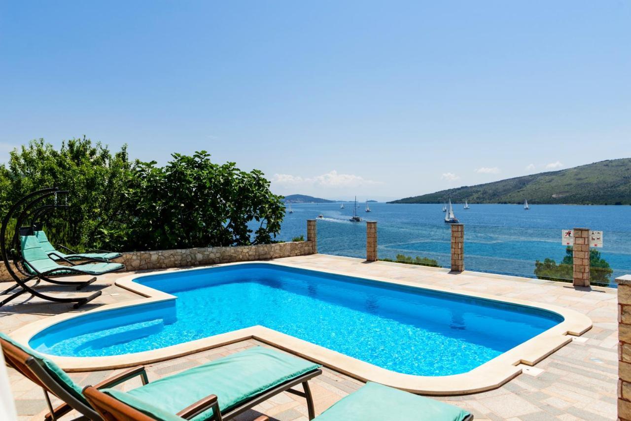 Seaside Villa Near Trogir - Poljica Марина Экстерьер фото